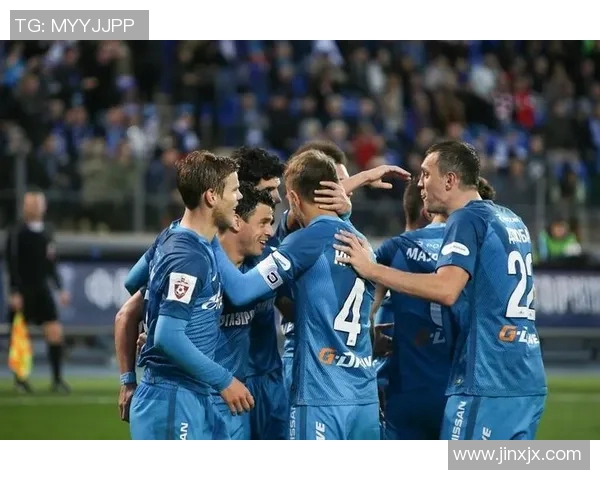 英超球员李磊畅谈网球技巧与心得分享引发热议 英超球员李磊畅谈网球技巧与心得分享引发热议